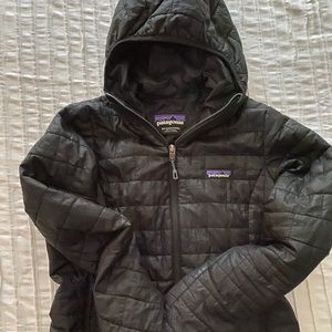 Patagonia woman nano